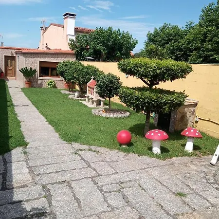 Casa Con Jardin En Primera Linea De Playa او غروف