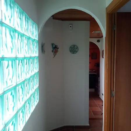 Casa Con Jardin En Primera Linea De Playa او غروف