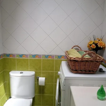 Casa Con Jardin En Primera Linea De Playa او غروف