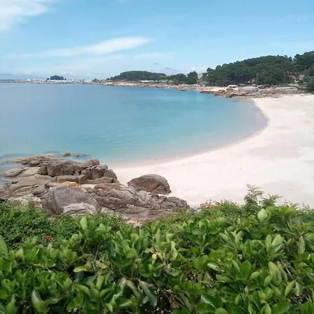 Holiday home Casa Con Jardin En Primera Linea De Playa *